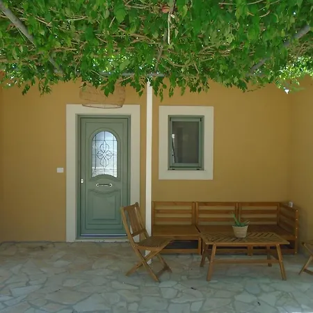 Tsikena Sweet Metaxata Feriehus